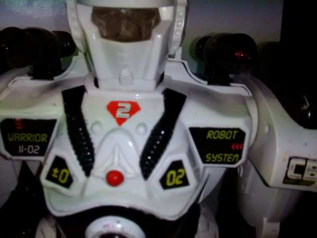 Robot Warrior System 2 con pulsantino accenzione rotto