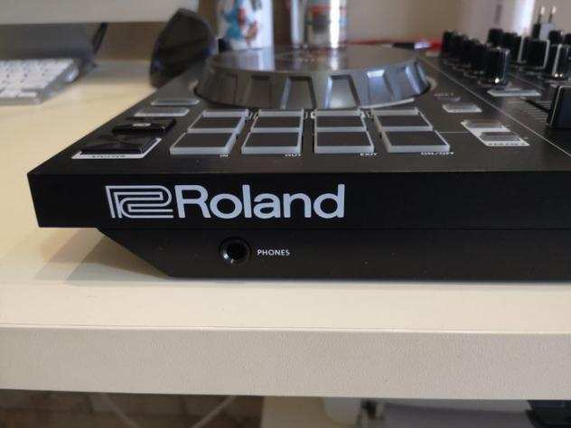 Roland - 202 Console di mixaggio