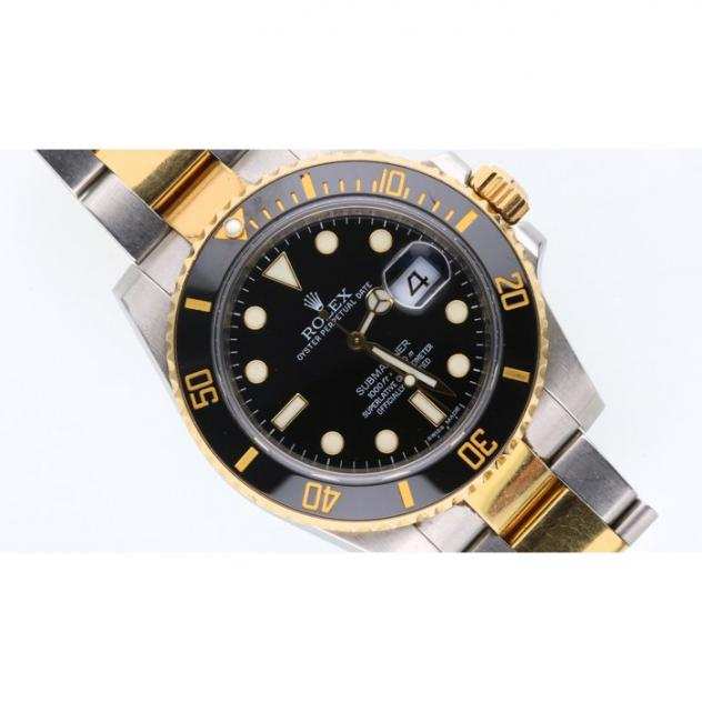 Rolex - Submariner - Ref. 116613LN - Uomo - 2011-presente