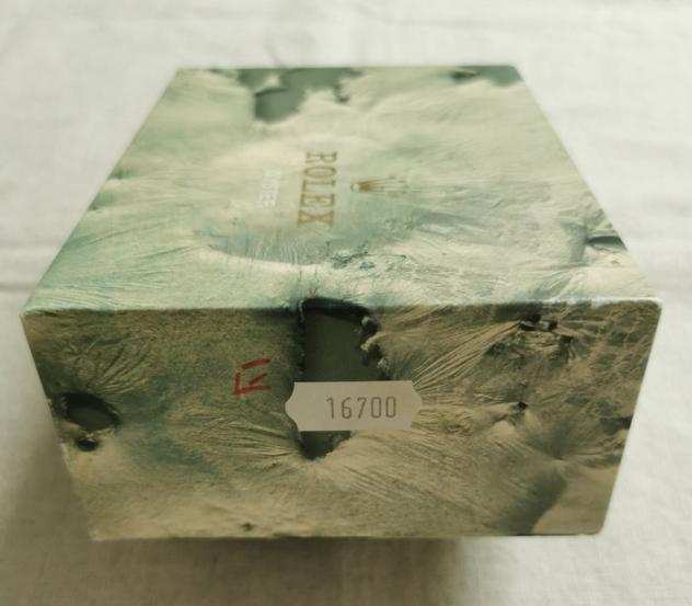 Rolex - vintage moon crater box ref. 68.00.08out box stickers 16700 good