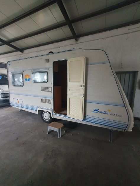 Roulotte Caravelair Brasilia Luxe 425