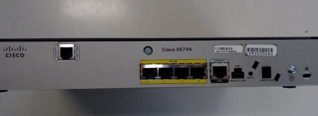 Router Cisco 887va