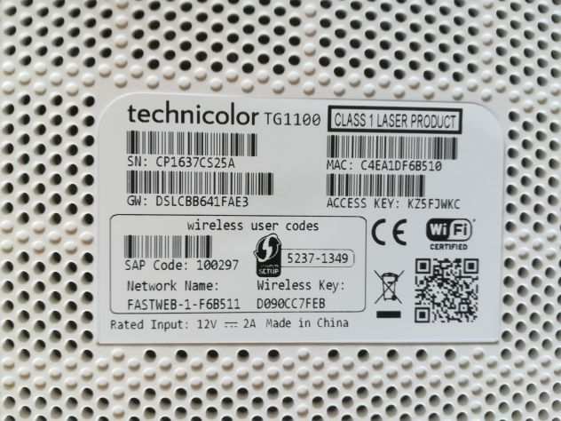 Router Modem Technicolor TG1100 marchio FASTWEB