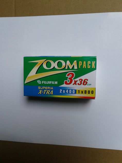rullini fotografici Zoompack-Fujifilm Superia x-tra 3x36 2x400-1x800(scaduti)