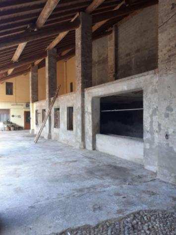 Rustico  Casale di 266 msup2 con 4 locali in vendita a Castel Gabbiano