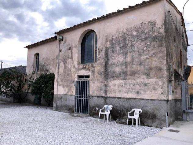 Rustico in vendita a COLOGNOLE - San Giuliano Terme 300 mq Rif 1089302