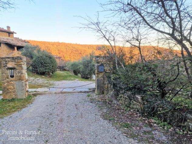 Rustico in vendita a Piegaro - 6 locali 140mq