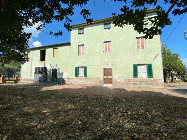 Rustico in vendita a PIEVE DI COMPITO - Capannori 300 mq Rif 1014286