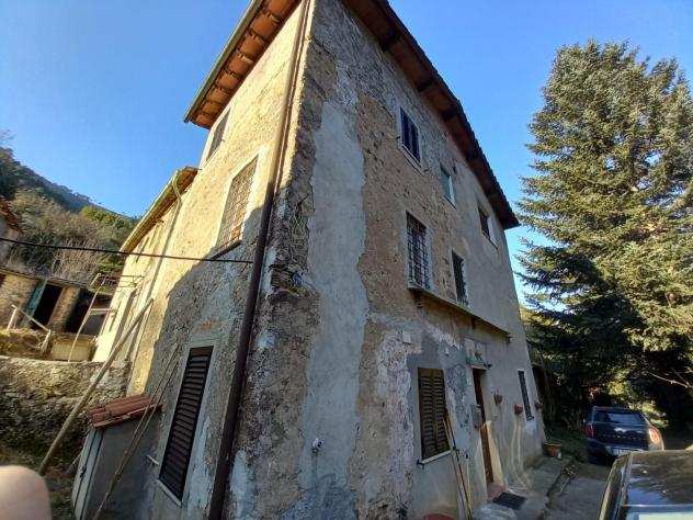 Rustico in vendita a SANTANDREA DI COMPITO - Capannori 299 mq Rif 1097365