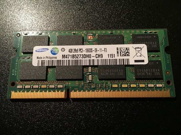 SAMSUNG 4GB (DDR3 PC3-10600S-09-11-F3)