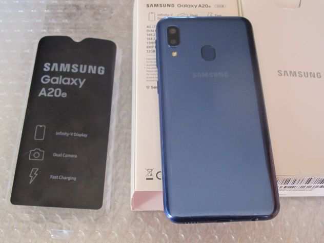 Samsung Galaxy A20e Dual Sim 3GB32GB Blue versione italiana