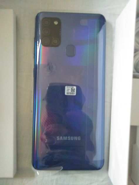 Samsung Galaxy A21S 128 GB blu nuovo mai usato vendo causa errato acquisto