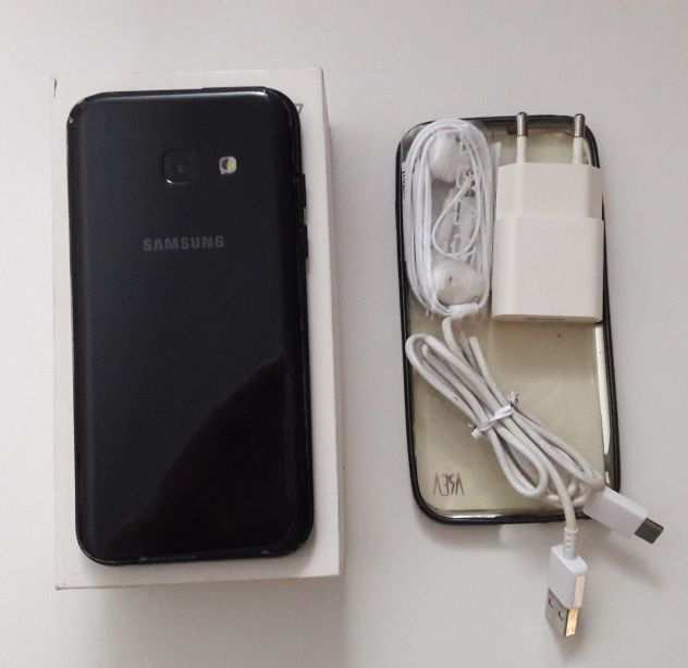 Samsung Galaxy A3 SM-A320 Nero