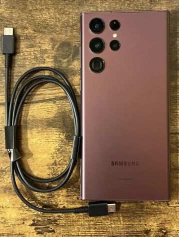 Samsung Galaxy S22 Ultra Burgundy