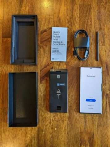 Samsung Galaxy S22 Ultra SM-S908BDS - 512 Go - Noir fantocircme.
