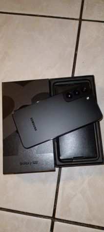 Samsung s22 nuovo 8128