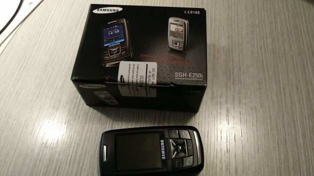 Samsung SGH E250i