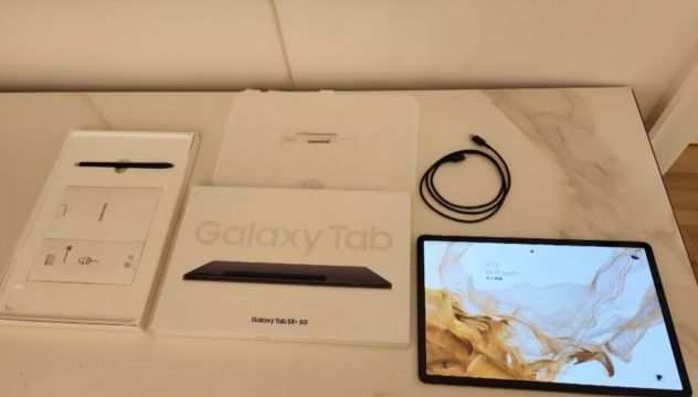 SAMSUNG TAB S8 5G LTE 12,4 POLLICI