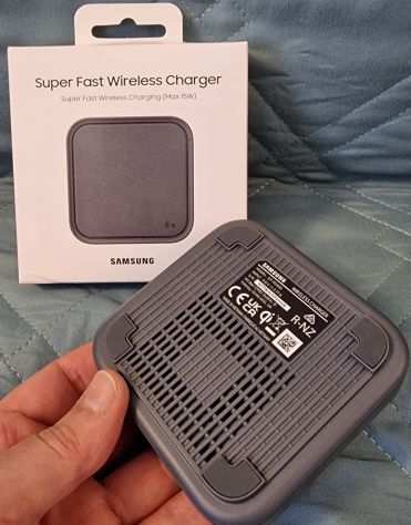Samsung wireless charger single 15W fast charging 2.0 ricarica rapida max 15W
