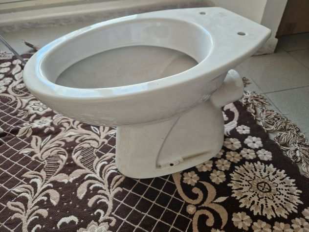 Sanitario WC in ceramica