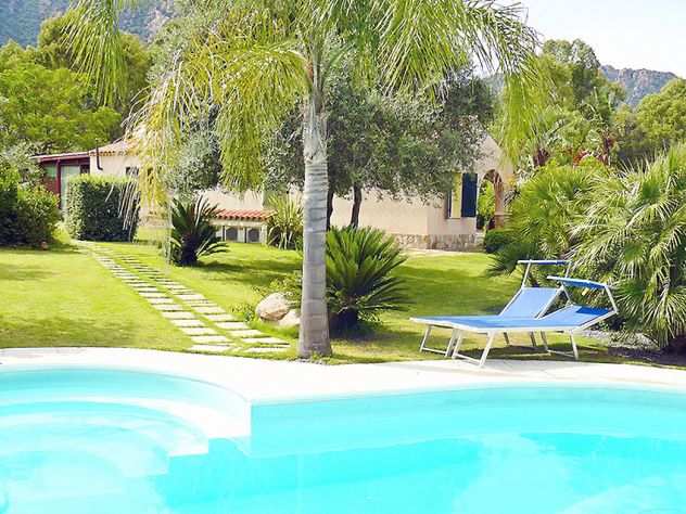 SARDEGNA - Villa con piscina privata a Santa Margherita Di Pula - CHIA