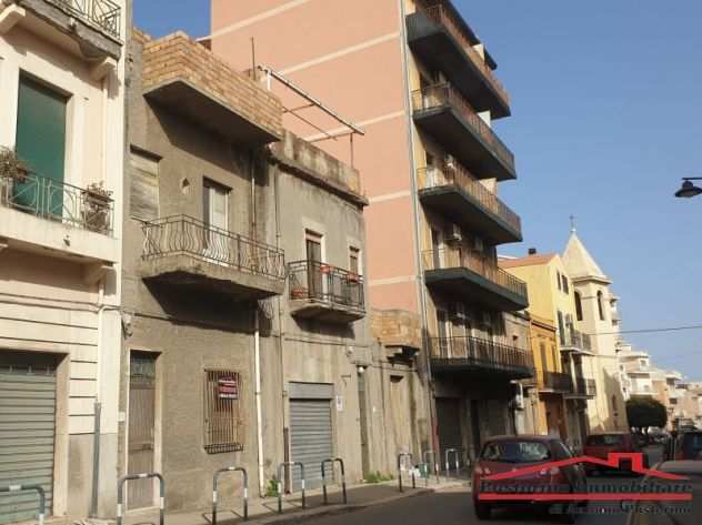 Sbarre Centrali - Indipendente con cortiletto, terrazzi e garage