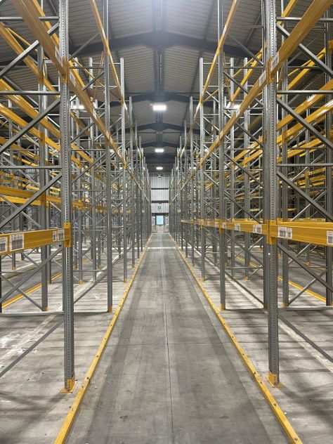 SCAFFALATURE PORTA PALLET CONVENIENTI