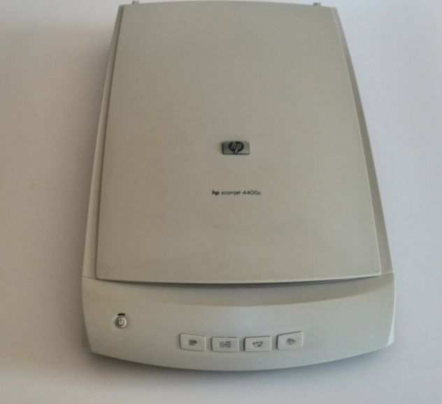 Scanner hp scanjet 4400c con alimentatore originale.