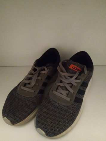 Scarpe Adidas 2 paia e regalo vestiti