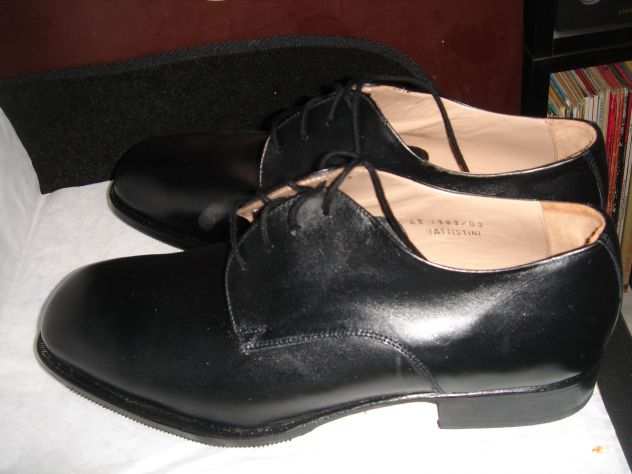 Scarpe Battistini nere eleganti made in italy n.43 nuove