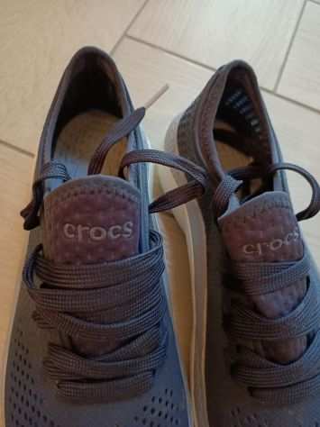 Scarpe Crocs blu originali