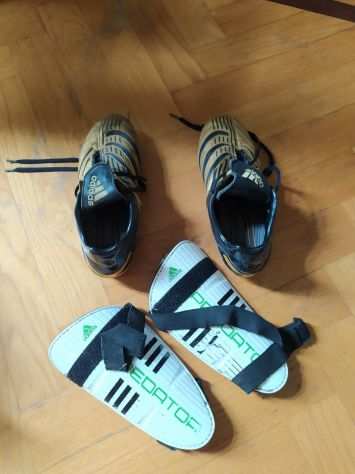 Scarpe da calcio Adidas (40) e parastinchi