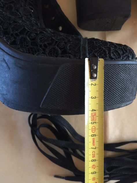 Scarpe nere pizzo con tacco in gomma misura 36