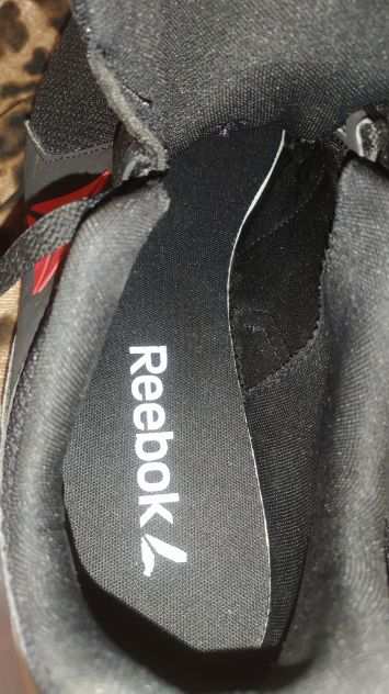 Scarpe Reebok originali nere con logo rosso