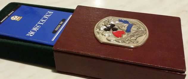Scatola porta carte da gioco in pelle color bordeaux e lastra in argento 925