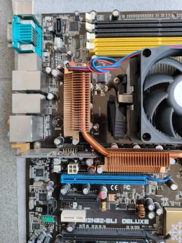 Scheda madre Asus M2N32-SLI DELUXE