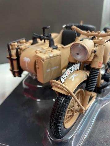 Schuco 110 - 1 - Modellino di motocicletta - BMW R75 Sidecar Afrika Korps WW2 - n. 06560