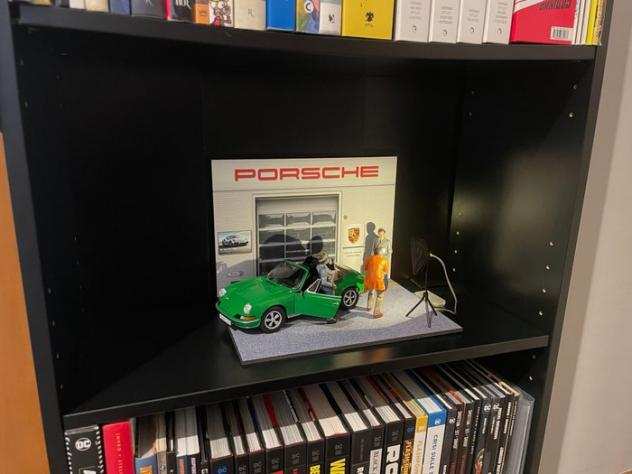 Schuco - 118 - Diorama Porsche service dealer 911 2,4 S