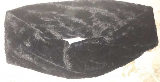 Sciarpa nera ad anello in pelliccetta