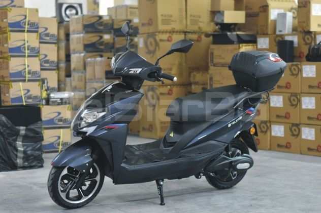 Scooter Elettrico motore massimo. potenza 3000W Batteria 72V23AH