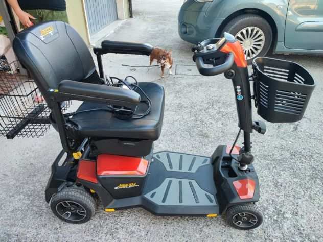 SCOOTER ELETTRICO PER ANZIANI