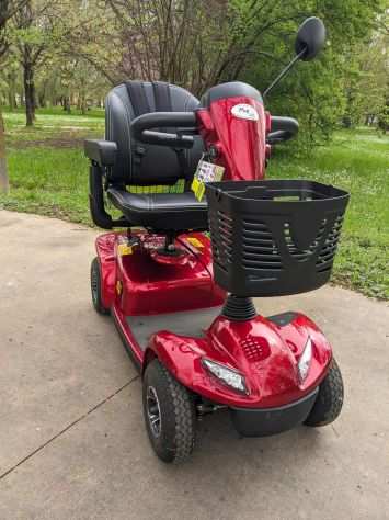 Scooter elettrico per anziani e disabili
