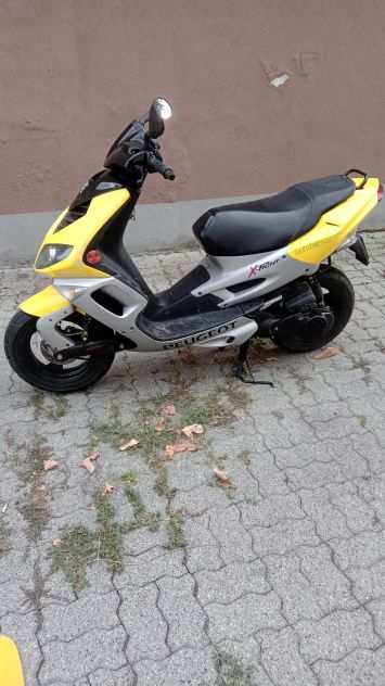 Scooter Peugeot