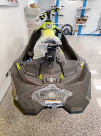 Sea Doo Spark Trixx 2 posti manta green