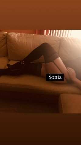 Sensualitagrave italiana Ginevra Sonia