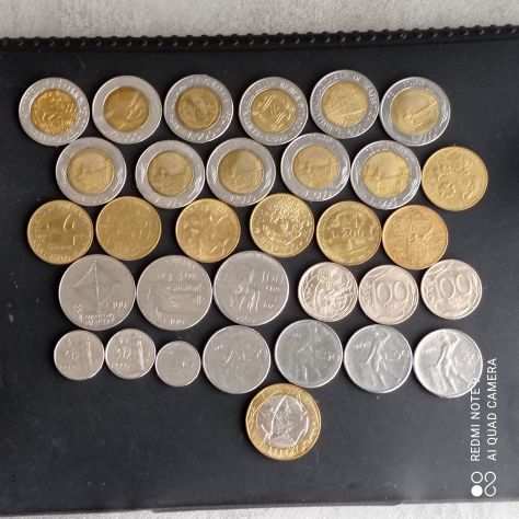 serie di monete conio lira