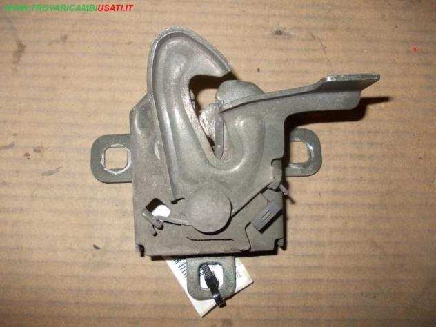 SERRATURA COFANO ANT. FIAT PANDA (169-2Q3U0X) Carrozzeria Lamierati esterni Cofano Serratura cofano FIAT - PANDA - 01-09-2003 - 01-12-2011