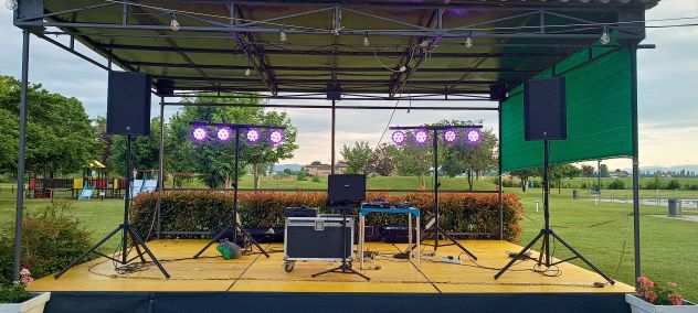 Service Audio Luci per Eventi Aziendali Feste Teatri