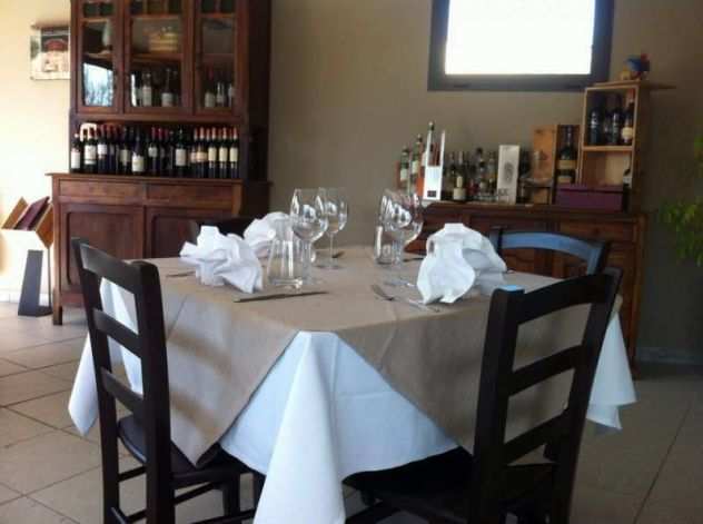 Set Completi Tavoli 80x80 e Sedie per Bar Ristoranti cod 125