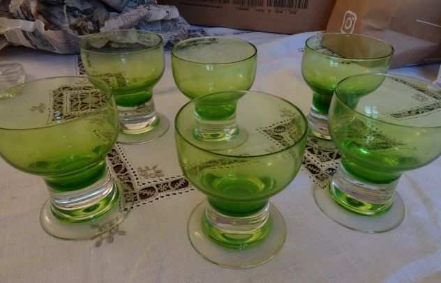 Set di bicchieri Vintage in vetro colorato